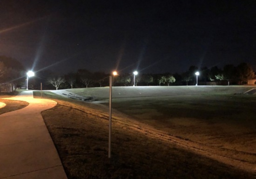 Integrated Solar Powered Street Lights